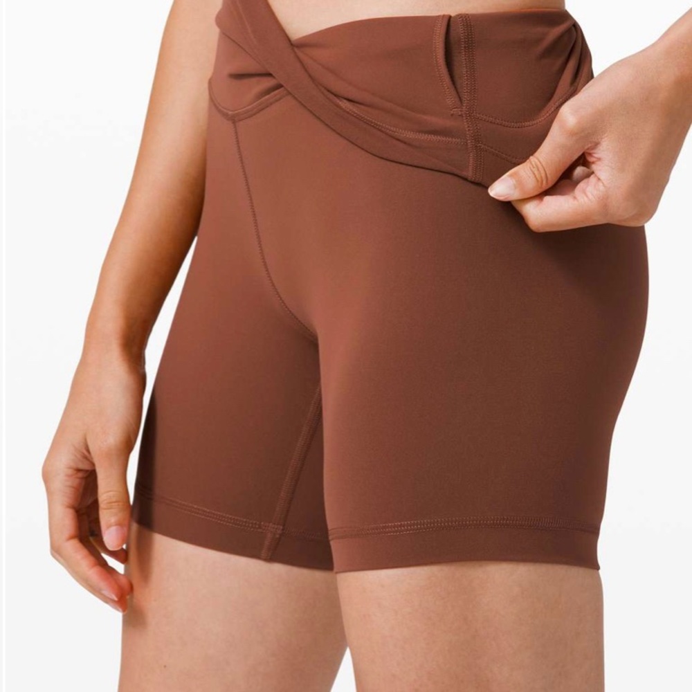 Lululemon Wunder Train High-Rise Short 6" - Picture 2 of 5